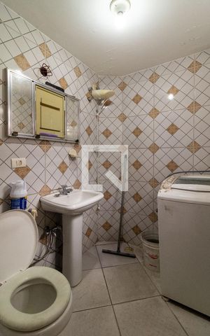 Casa à venda com 60m², 3 quartos e 3 vagas Casa à venda com 60m², 3 quartos e 3 vagasBanheiro da Suíte 1