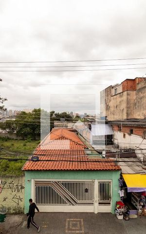 Casa à venda com 60m², 3 quartos e 3 vagas Casa à venda com 60m², 3 quartos e 3 vagasVista da Varanda