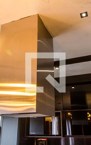 Apartamento à venda com 76m², 1 quarto e 2 vagas Apartamento à venda com 76m², 1 quarto e 2 vagasDetalhe da cozinha