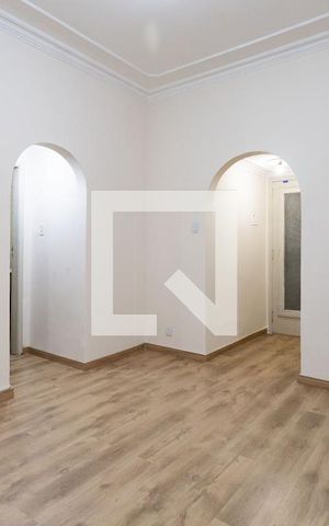 Apartamento à venda com 65m², 2 quartos e sem vagaSala