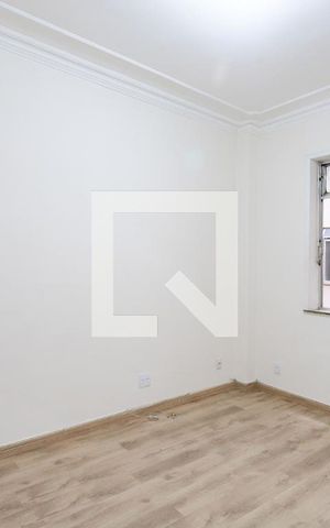 Apartamento à venda com 65m², 2 quartos e sem vagaSala