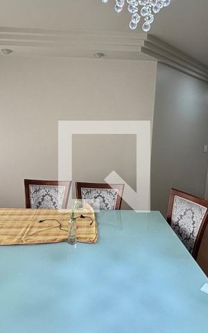Apartamento à venda com 250m², 4 quartos e 2 vagas Apartamento à venda com 250m², 4 quartos e 2 vagasSala de Jantar