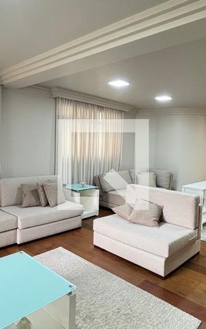 Apartamento à venda com 250m², 4 quartos e 2 vagas Apartamento à venda com 250m², 4 quartos e 2 vagasSala - Sala de Estar