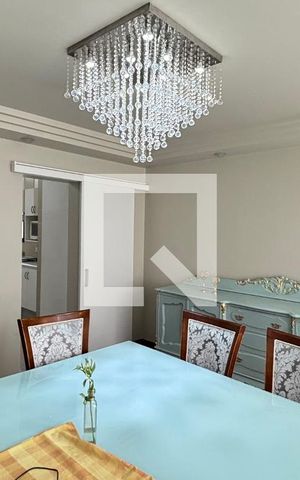 Apartamento à venda com 250m², 4 quartos e 2 vagas Apartamento à venda com 250m², 4 quartos e 2 vagasSala de Jantar