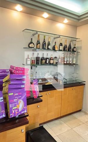 Apartamento à venda com 250m², 4 quartos e 2 vagas Apartamento à venda com 250m², 4 quartos e 2 vagasSala - Sala de Estar