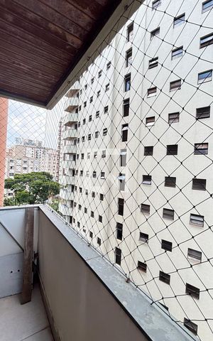 Apartamento à venda com 250m², 4 quartos e 2 vagas Apartamento à venda com 250m², 4 quartos e 2 vagasSuite Varanda