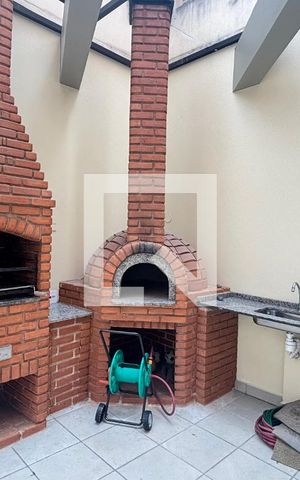 Apartamento à venda com 250m², 4 quartos e 2 vagas Apartamento à venda com 250m², 4 quartos e 2 vagasChurrasqueira