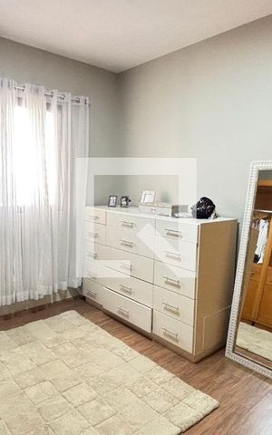 Apartamento à venda com 250m², 4 quartos e 2 vagas Apartamento à venda com 250m², 4 quartos e 2 vagasQuarto 1