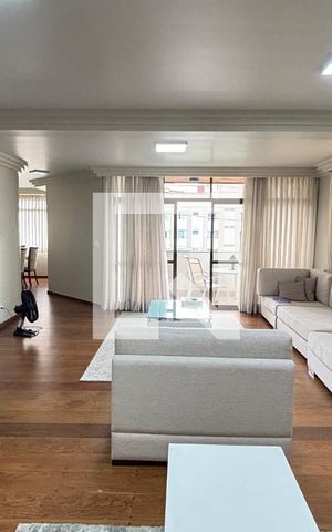 Apartamento à venda com 250m², 4 quartos e 2 vagas Apartamento à venda com 250m², 4 quartos e 2 vagasSala - Sala de Estar