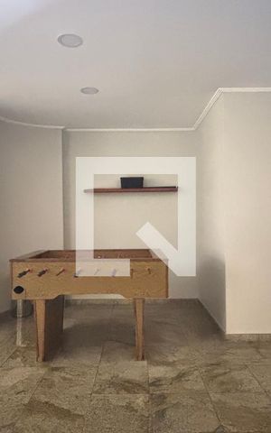 Apartamento à venda com 250m², 4 quartos e 2 vagas Apartamento à venda com 250m², 4 quartos e 2 vagasÁrea Comum - Salão de jogos