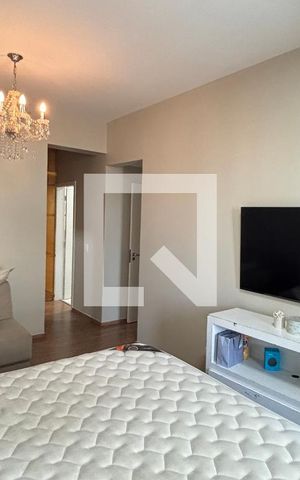 Apartamento à venda com 250m², 4 quartos e 2 vagas Apartamento à venda com 250m², 4 quartos e 2 vagasSuite