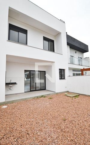 Casa de condomínio à venda com 153m², 3 quartos e 2 vagasPátio Gourmet