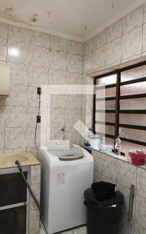 Casa à venda com 300m², 3 quartos e 5 vagasÁrea de Serviço
