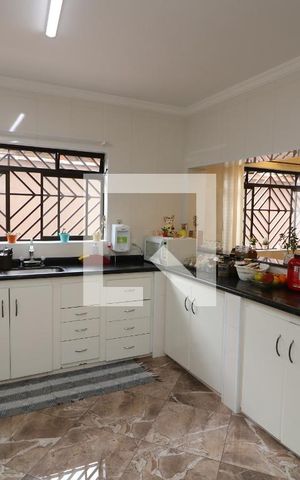 Casa à venda com 300m², 3 quartos e 5 vagasCozinha