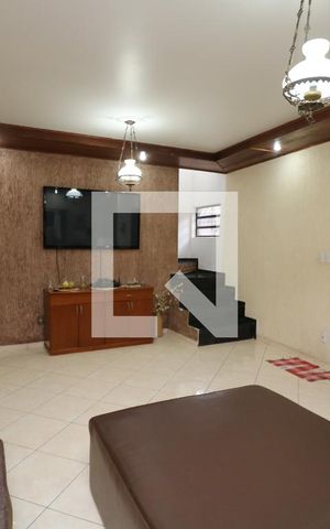 Casa à venda com 300m², 3 quartos e 5 vagasSala