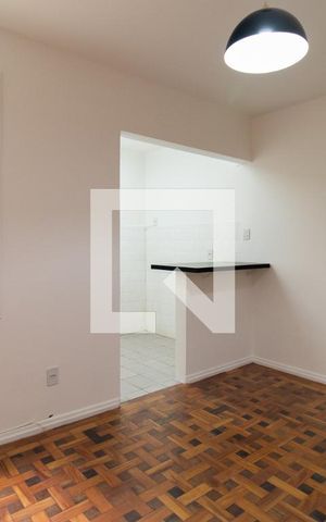 Apartamento para alugar com 43m², 1 quarto e sem vaga Apartamento para alugar com 43m², 1 quarto e sem vagaSala