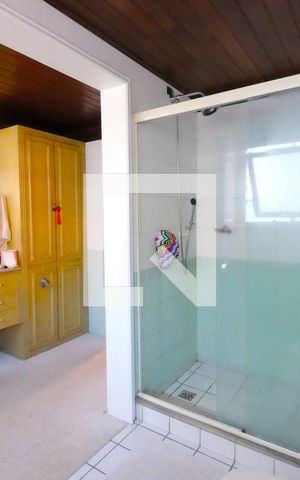 Apartamento à venda com 400m², 4 quartos e 3 vagasBanheiro da Suíte 3