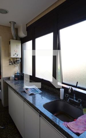Apartamento à venda com 400m², 4 quartos e 3 vagasÁrea de Serviço