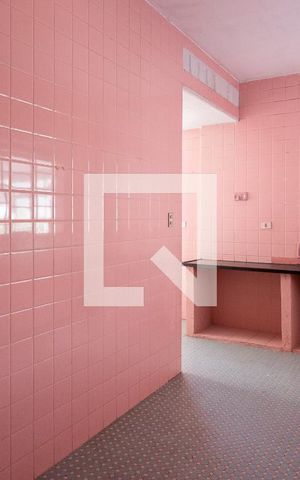 Casa para alugar com 100m², 2 quartos e sem vaga Casa para alugar com 100m², 2 quartos e sem vagaCozinha