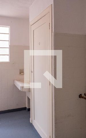 Casa para alugar com 100m², 2 quartos e sem vaga Casa para alugar com 100m², 2 quartos e sem vagaÁrea de Serviço