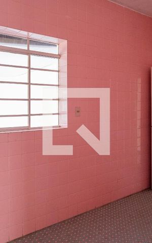 Casa para alugar com 100m², 2 quartos e sem vaga Casa para alugar com 100m², 2 quartos e sem vagaCozinha
