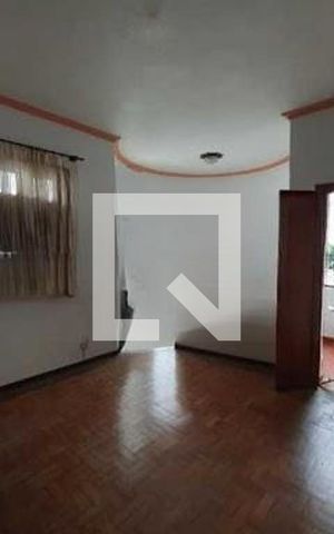 Casa à venda com 370m², 4 quartos e 4 vagas