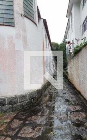 Casa à venda com 370m², 4 quartos e 4 vagas