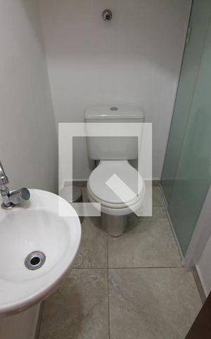 Casa à venda com 64m², 2 quartos e 2 vagasLavabo