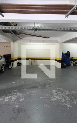 Casa à venda com 64m², 2 quartos e 2 vagasGaragem