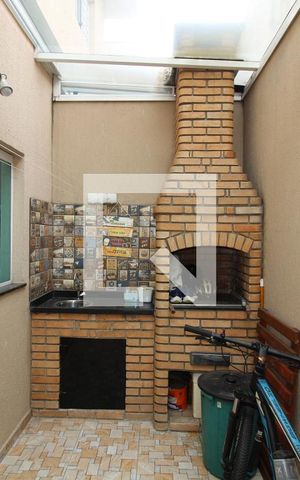 Casa à venda com 64m², 2 quartos e 2 vagasChurrasqueira