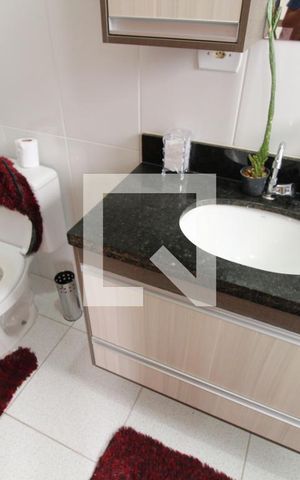 Casa à venda com 64m², 2 quartos e 2 vagasBanheiro da Suíte 2