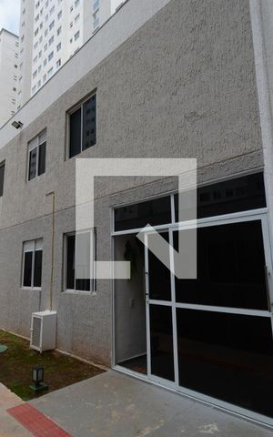 Apartamento para alugar com 44m², 2 quartos e sem vagaÁrea comum - Salão de festas 2