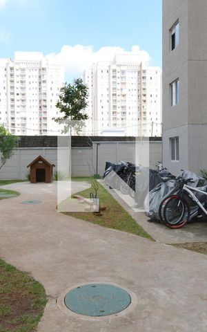 Apartamento para alugar com 44m², 2 quartos e sem vagaÁrea comum