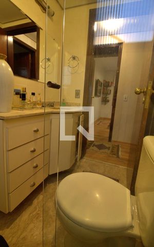 Apartamento à venda com 104m², 3 quartos e 2 vagas Apartamento à venda com 104m², 3 quartos e 2 vagasBanheiro