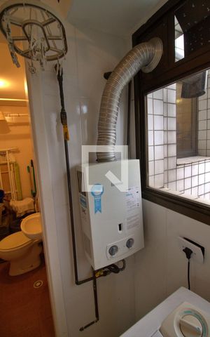 Apartamento à venda com 104m², 3 quartos e 2 vagas Apartamento à venda com 104m², 3 quartos e 2 vagasÁrea de Serviço