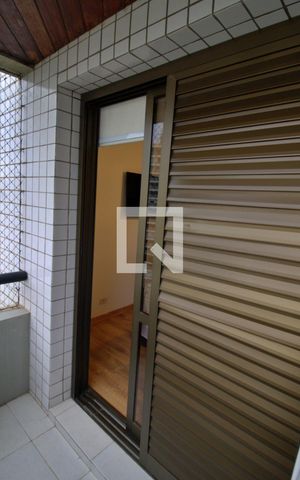 Apartamento à venda com 104m², 3 quartos e 2 vagas Apartamento à venda com 104m², 3 quartos e 2 vagasVaranda da Suíte 3
