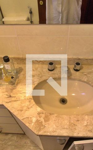 Apartamento à venda com 104m², 3 quartos e 2 vagas Apartamento à venda com 104m², 3 quartos e 2 vagasBanheiro