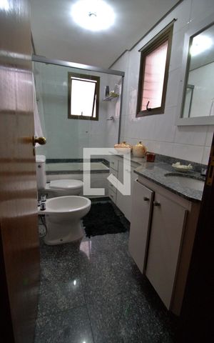 Apartamento à venda com 104m², 3 quartos e 2 vagas Apartamento à venda com 104m², 3 quartos e 2 vagasBanheiro da Suíte 3