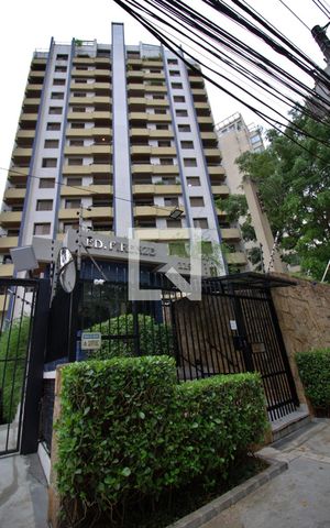 Apartamento à venda com 104m², 3 quartos e 2 vagas Apartamento à venda com 104m², 3 quartos e 2 vagasFachada e portaria