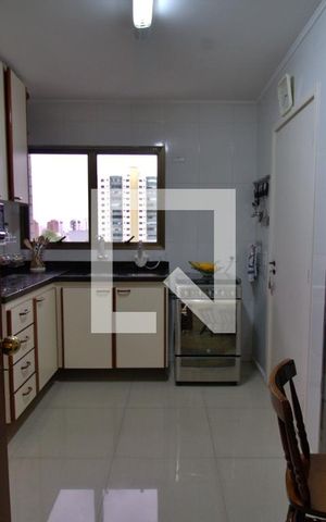 Apartamento à venda com 104m², 3 quartos e 2 vagas Apartamento à venda com 104m², 3 quartos e 2 vagasCozinha
