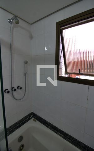 Apartamento à venda com 104m², 3 quartos e 2 vagas Apartamento à venda com 104m², 3 quartos e 2 vagasBanheiro da Suíte 3
