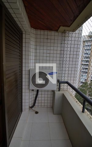 Apartamento à venda com 104m², 3 quartos e 2 vagas Apartamento à venda com 104m², 3 quartos e 2 vagasVaranda da Suíte 3