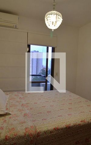 Apartamento à venda com 104m², 3 quartos e 2 vagas Apartamento à venda com 104m², 3 quartos e 2 vagasSuíte 3