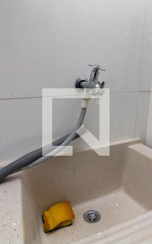 Apartamento para alugar com 30m², 1 quarto e sem vaga Apartamento para alugar com 30m², 1 quarto e sem vagaCozinha e Área de Serviço