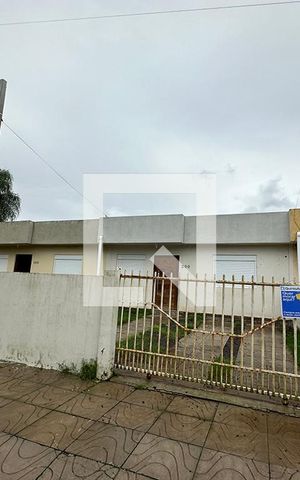 Casa para alugar com 60m², 3 quartos e 1 vagaFachada