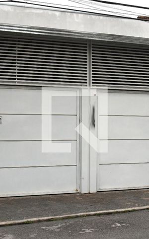 Casa à venda com 202m², 3 quartos e 2 vagasFachada