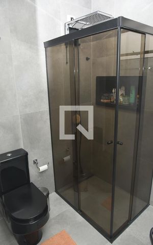 Casa à venda com 202m², 3 quartos e 2 vagasBanheiro