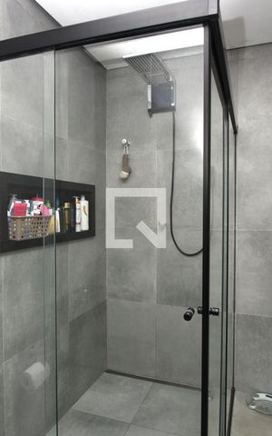 Casa à venda com 202m², 3 quartos e 2 vagasBanheiro da Suíte