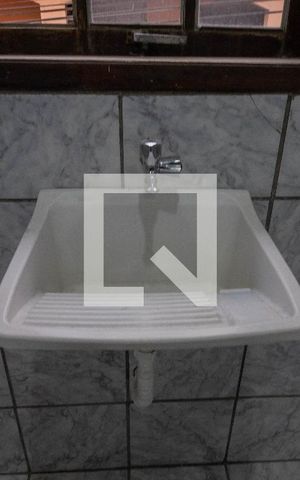 Studio para alugar com 40m², 1 quarto e sem vaga Studio para alugar com 40m², 1 quarto e sem vagaCozinha e Área de Serviço