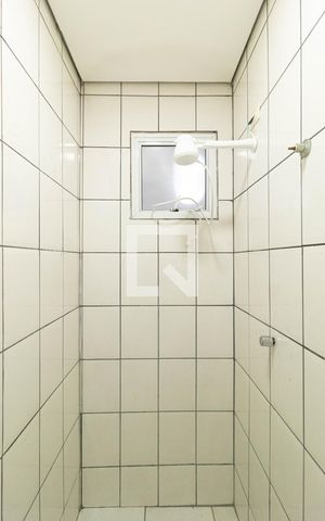 Casa para alugar com 75m², 2 quartos e sem vaga Casa para alugar com 75m², 2 quartos e sem vagaBanheiro
